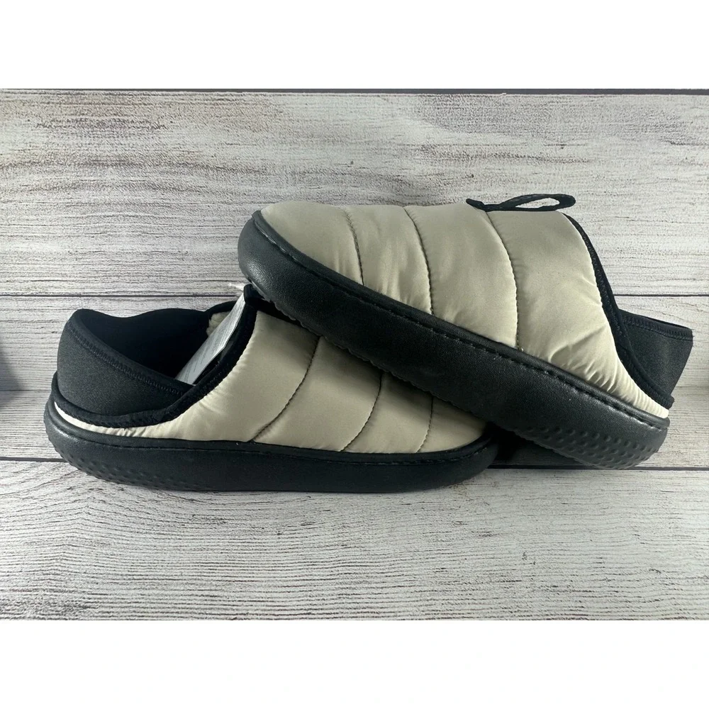 Crocs Kids Moth Classic Lightweight Puff Slip On Moc Slippers Clogs Size J6